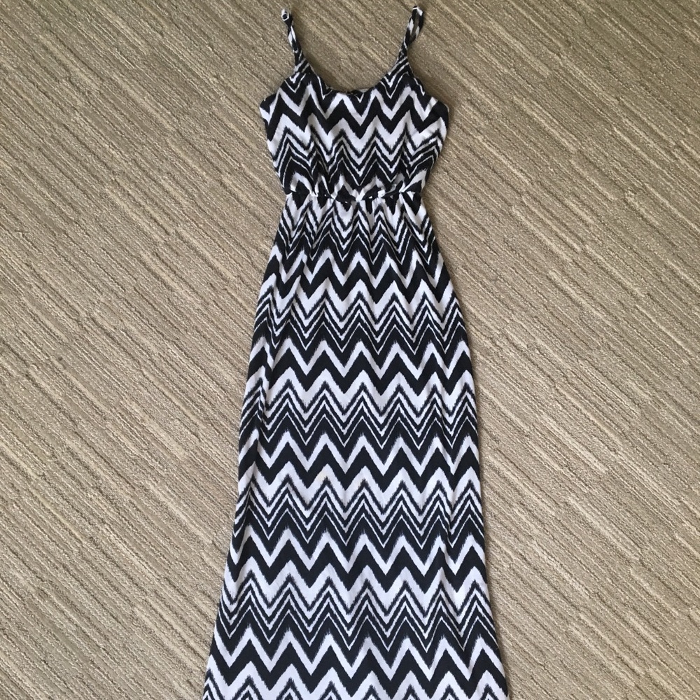 XS Women’s dress